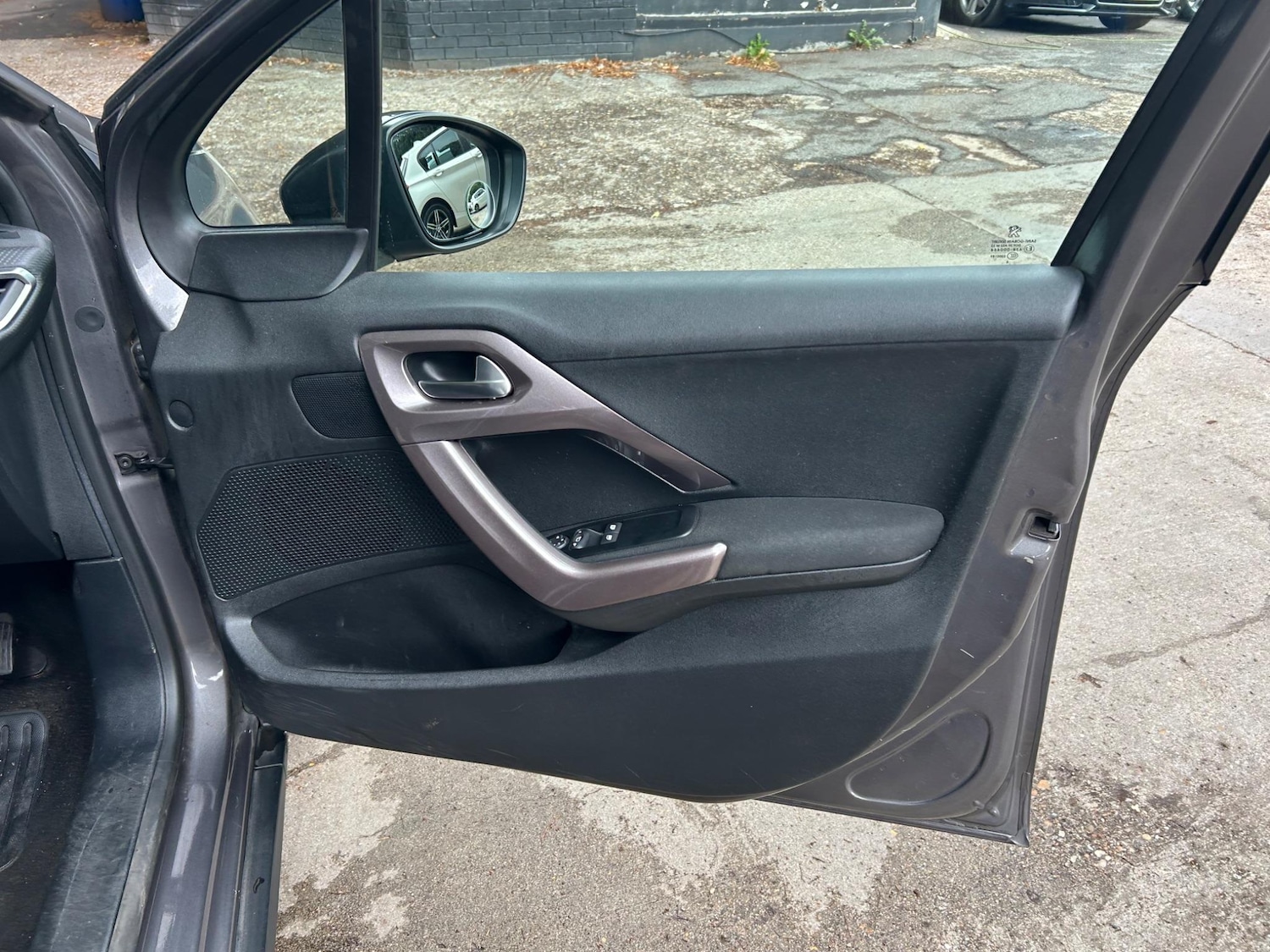 Vehicle 27