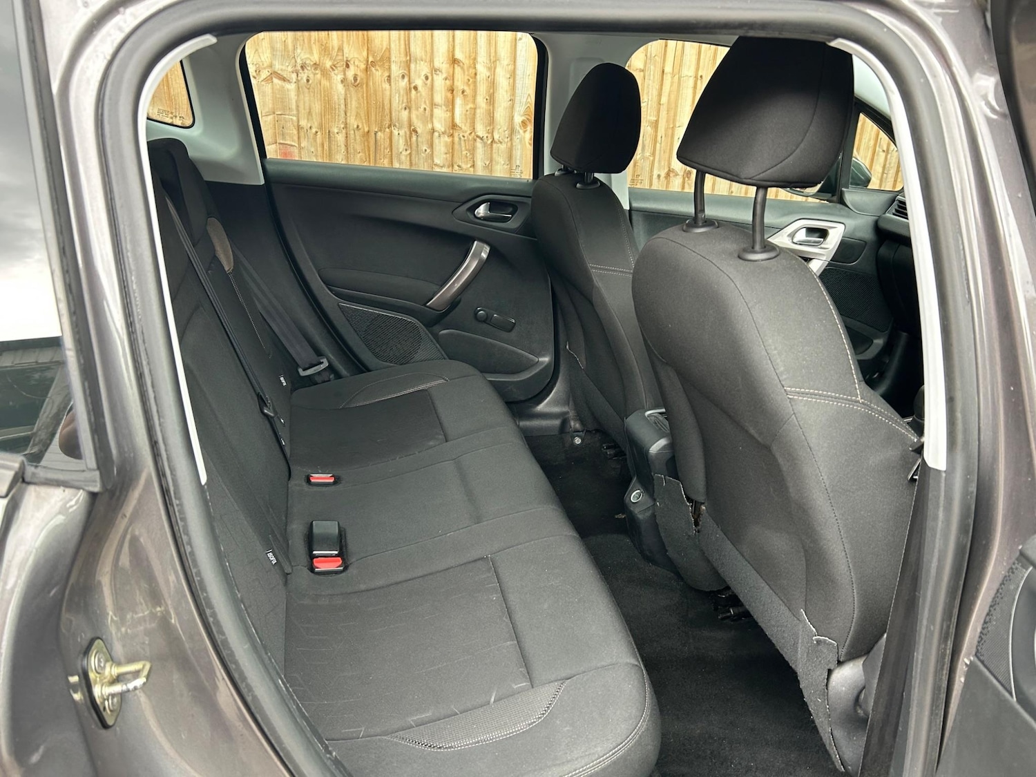 Vehicle 29