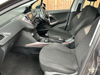 Used Peugeot 2008 2014 for sale - 75658612: Photo
