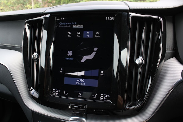 Used Volvo XC60 2018 for sale - 75448531: Photo 29