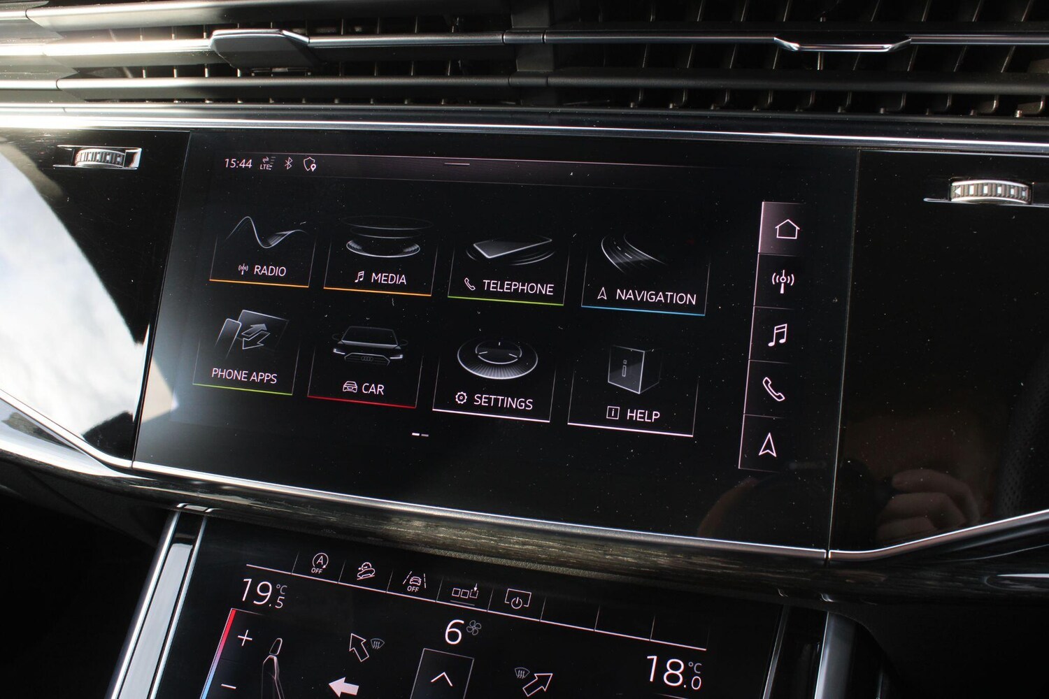 Used Audi Q8 2018 for sale - 76349151: Photo 28