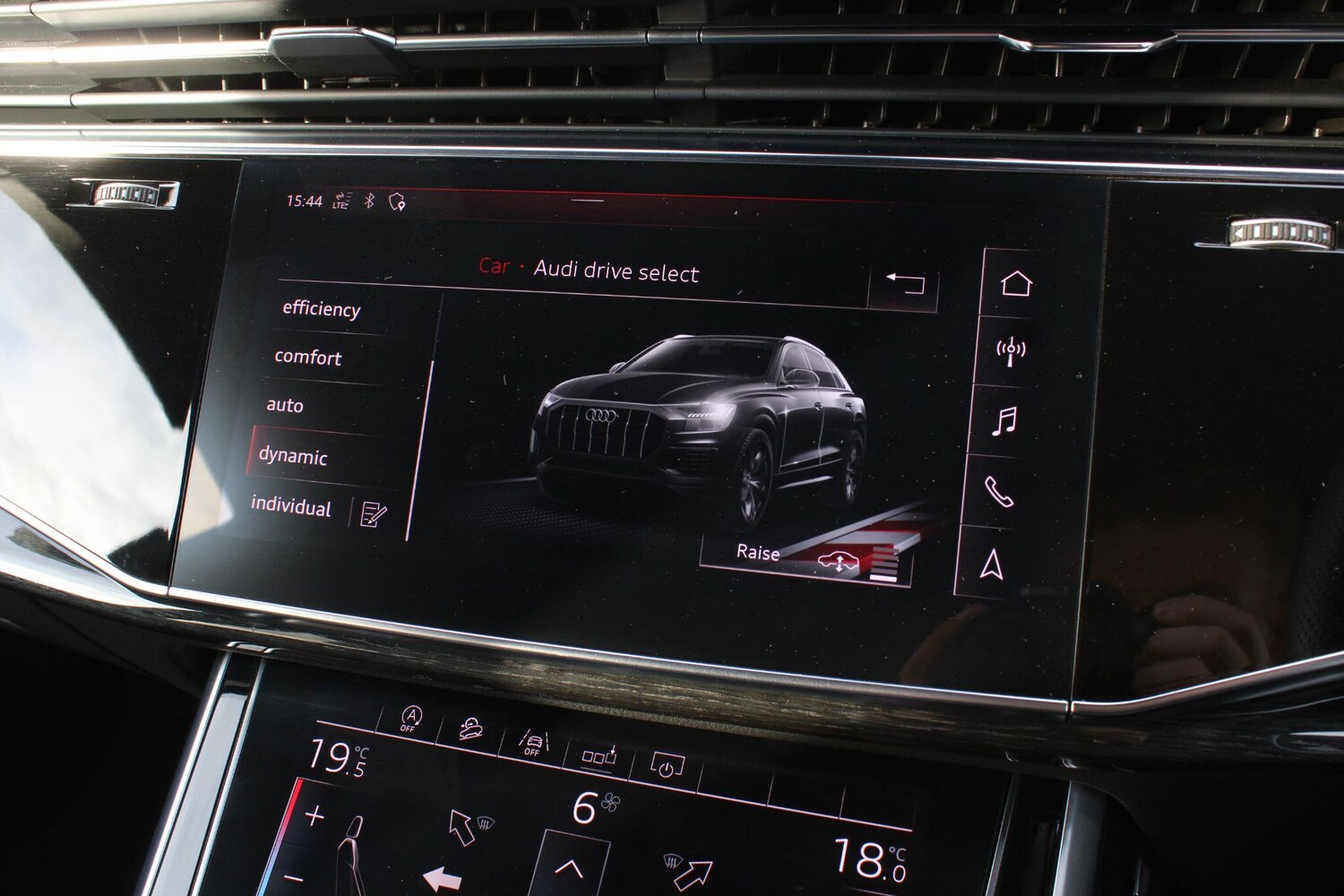 Used Audi Q8 2018 for sale - 76349151: Photo 29