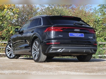 Used Audi Q8 2018 for sale - 76349151: Photo