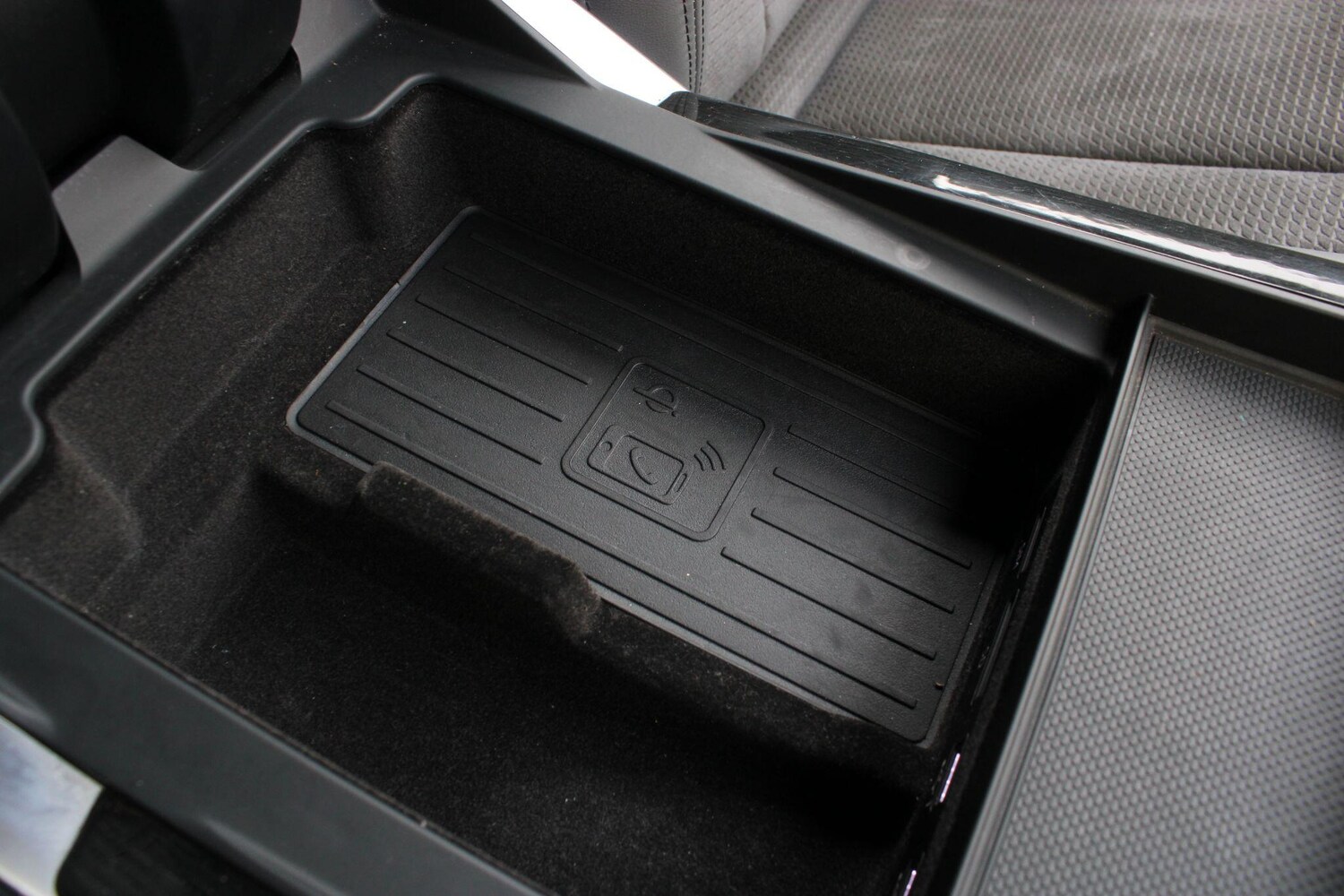 Used Audi Q8 2018 for sale - 76349151: Photo 33