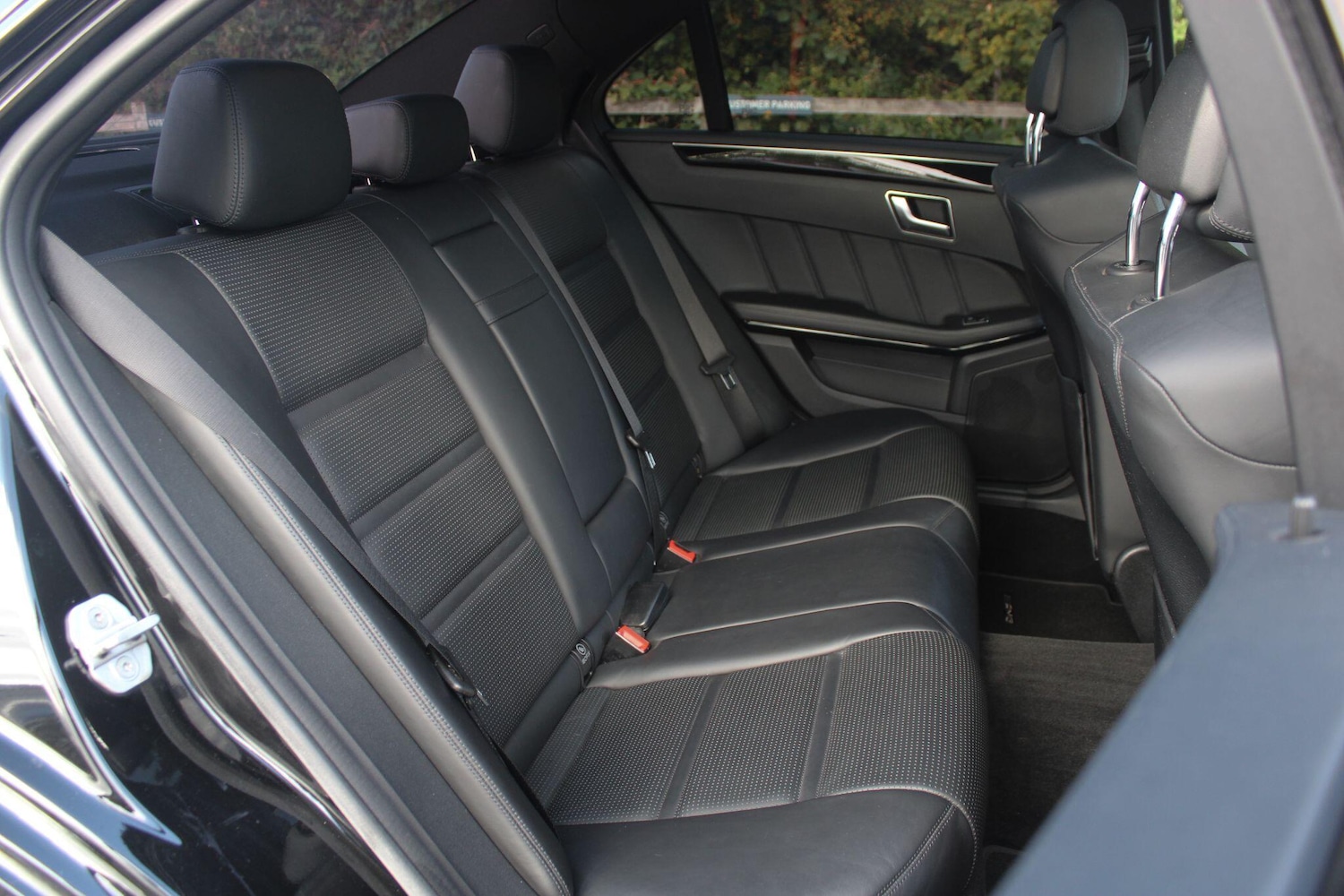 Used Mercedes-Benz E Class 2016 for sale - 76993469: Photo 11