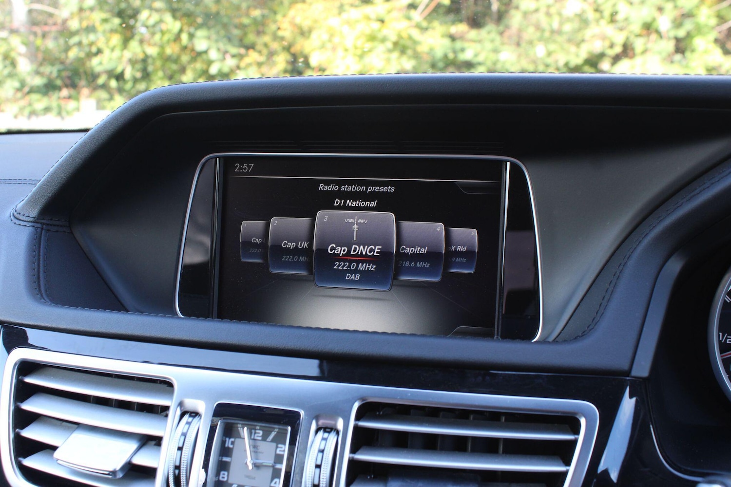 Used Mercedes-Benz E Class 2016 for sale - 76993469: Photo 30