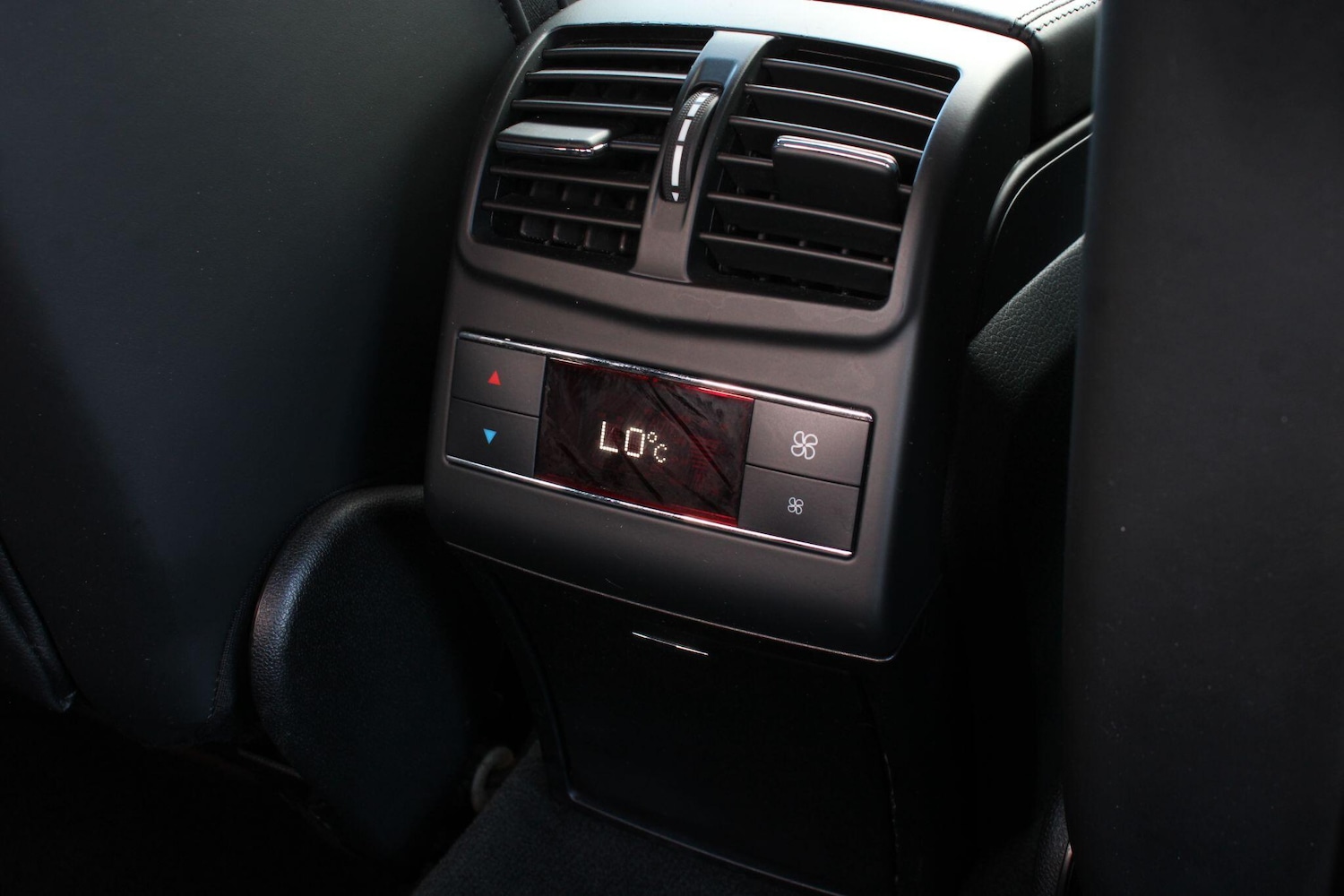 Used Mercedes-Benz E Class 2016 for sale - 76993469: Photo 35