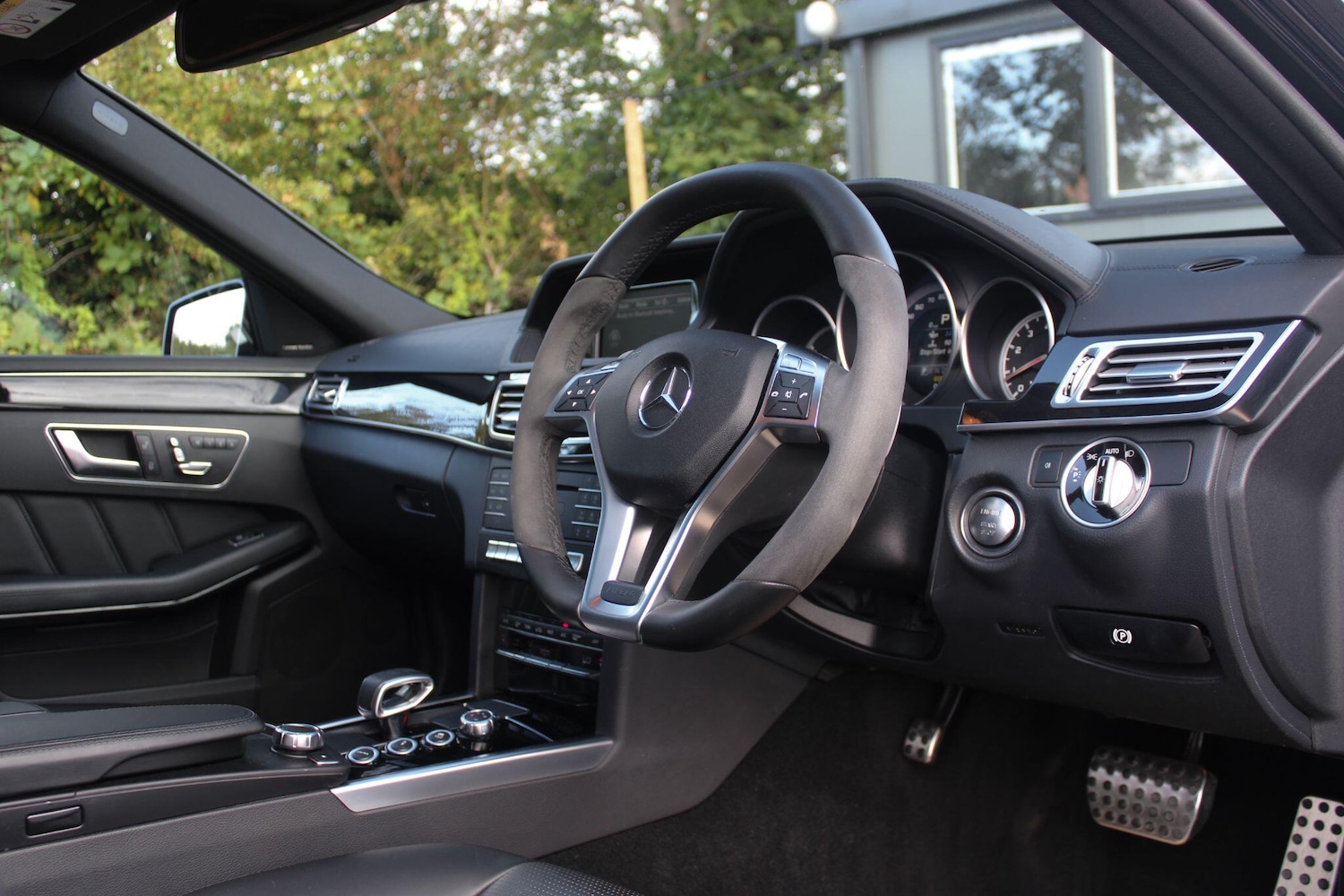 Used Mercedes-Benz E Class 2016 for sale - 76993469: Photo 5