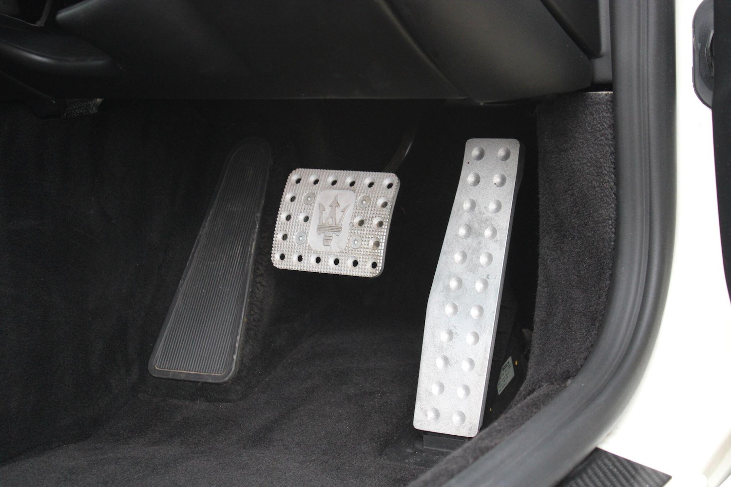 Used Maserati GranCabrio 2016 for sale - 76988625: Photo 39