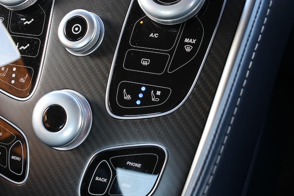 Used Aston Martin Vanquish for sale - 76189021: Photo 26