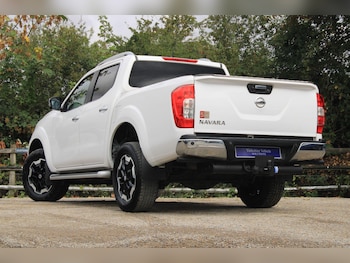 Used Nissan Navara 2020 for sale - 79601734: Photo