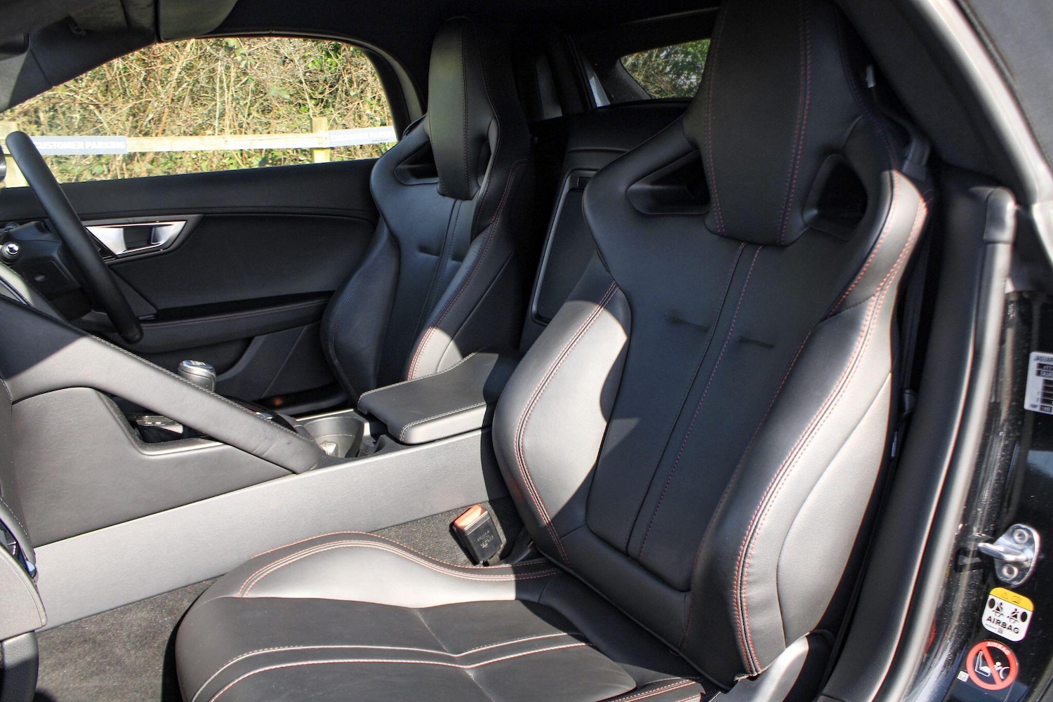 Used Jaguar F-Type 2015 for sale - 77939559: Photo 16