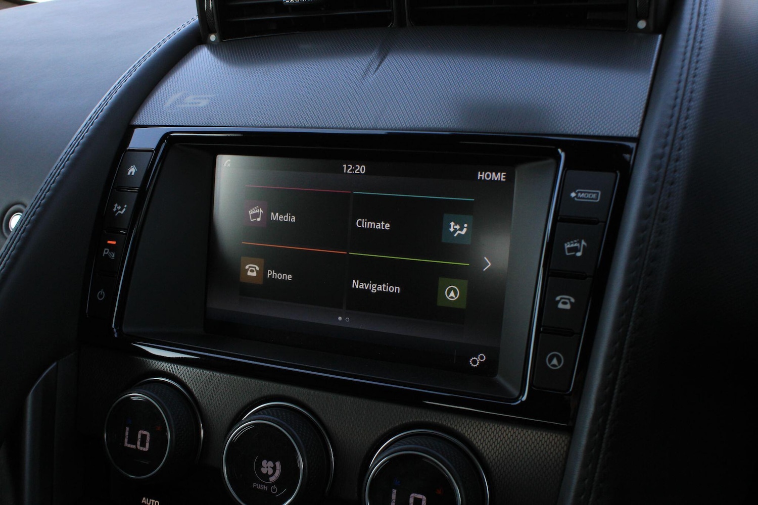 Used Jaguar F-Type 2015 for sale - 77939559: Photo 21