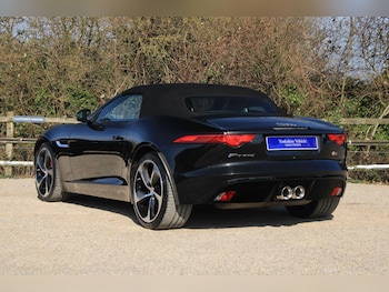 Used Jaguar F-Type 2015 for sale - 77939559: Photo