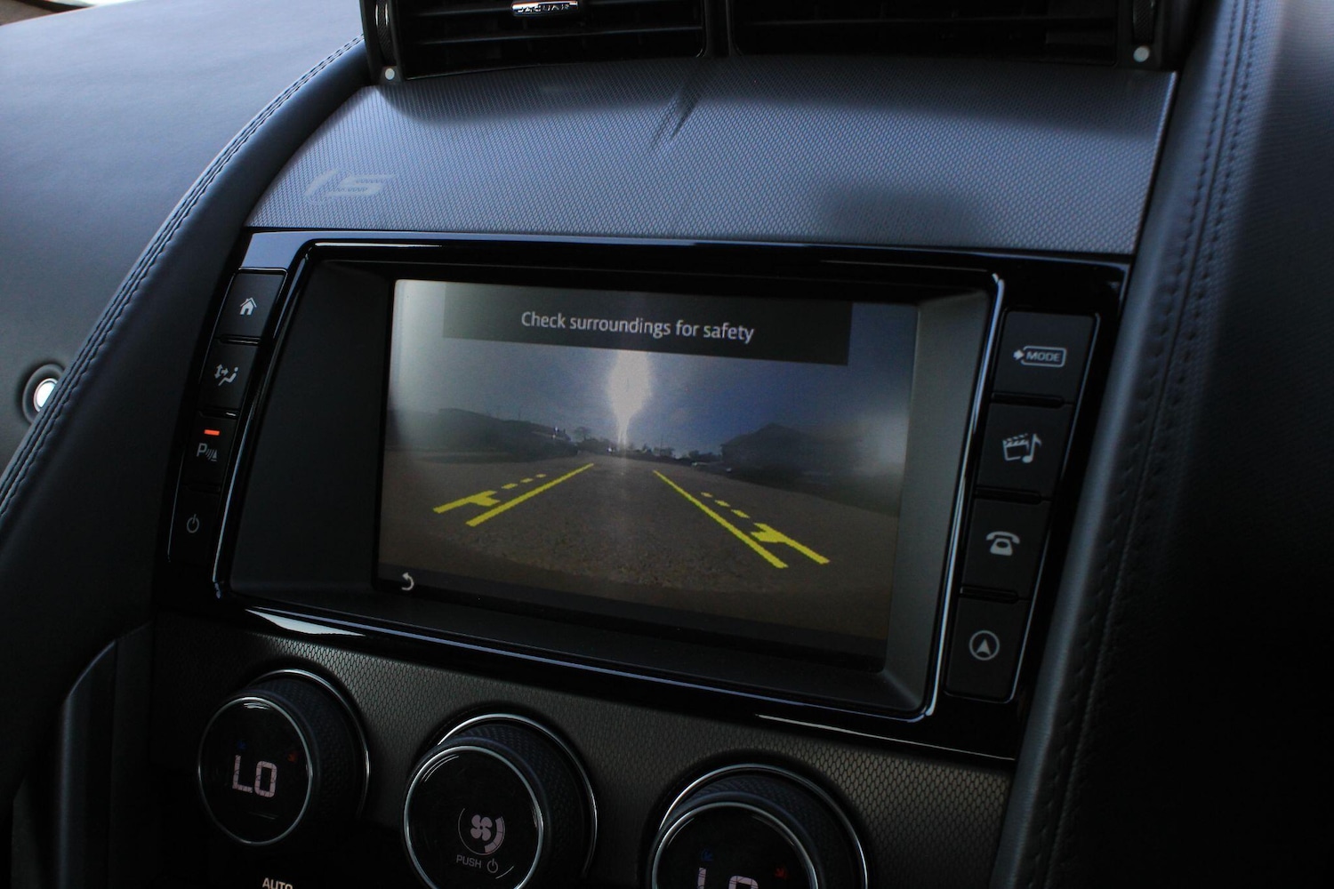 Used Jaguar F-Type 2015 for sale - 77939559: Photo 6