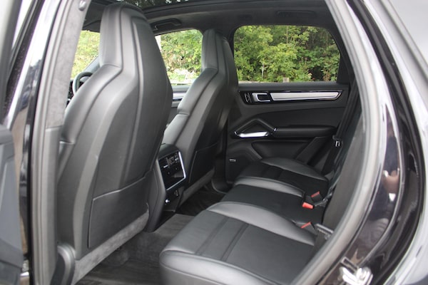 Used Porsche Cayenne 2018 for sale - 75450028: Photo 24