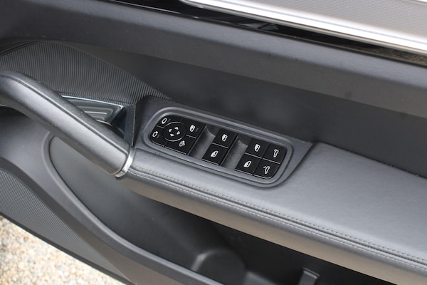Used Porsche Cayenne 2018 for sale - 75450028: Photo 41