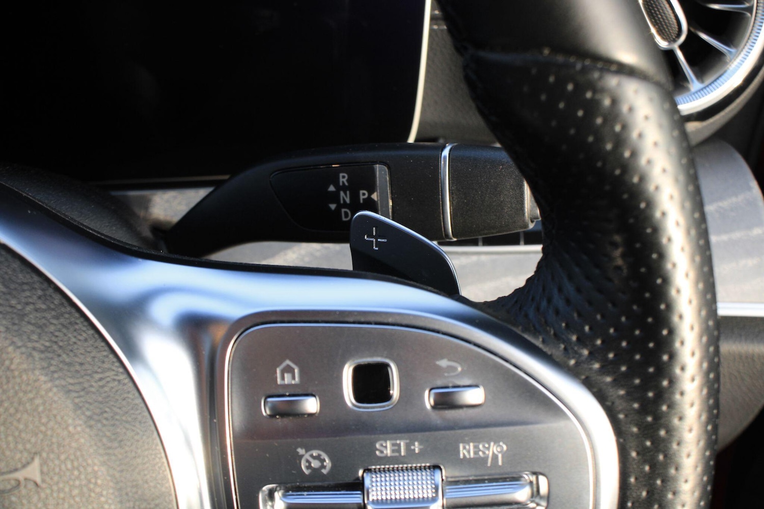 Used Mercedes-Benz CLS 2018 for sale - 77229702: Photo 35