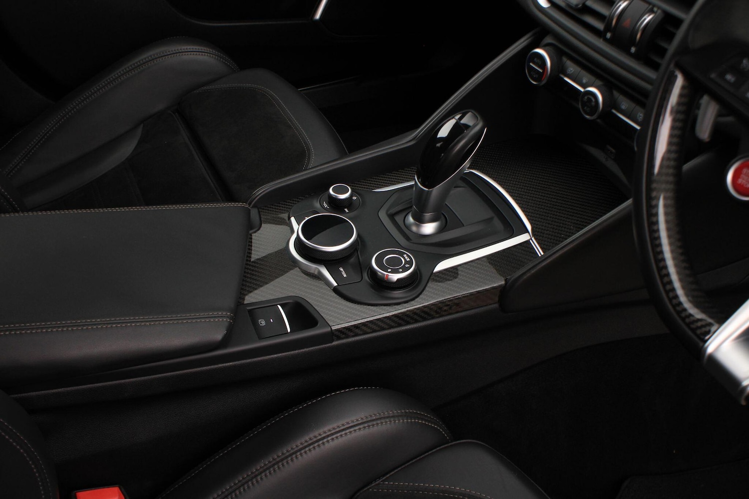 Used Alfa Romeo Giulia 2017 for sale - 77376781: Photo 27