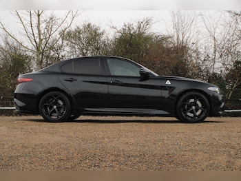 Used Alfa Romeo Giulia 2017 for sale - 77376781: Photo