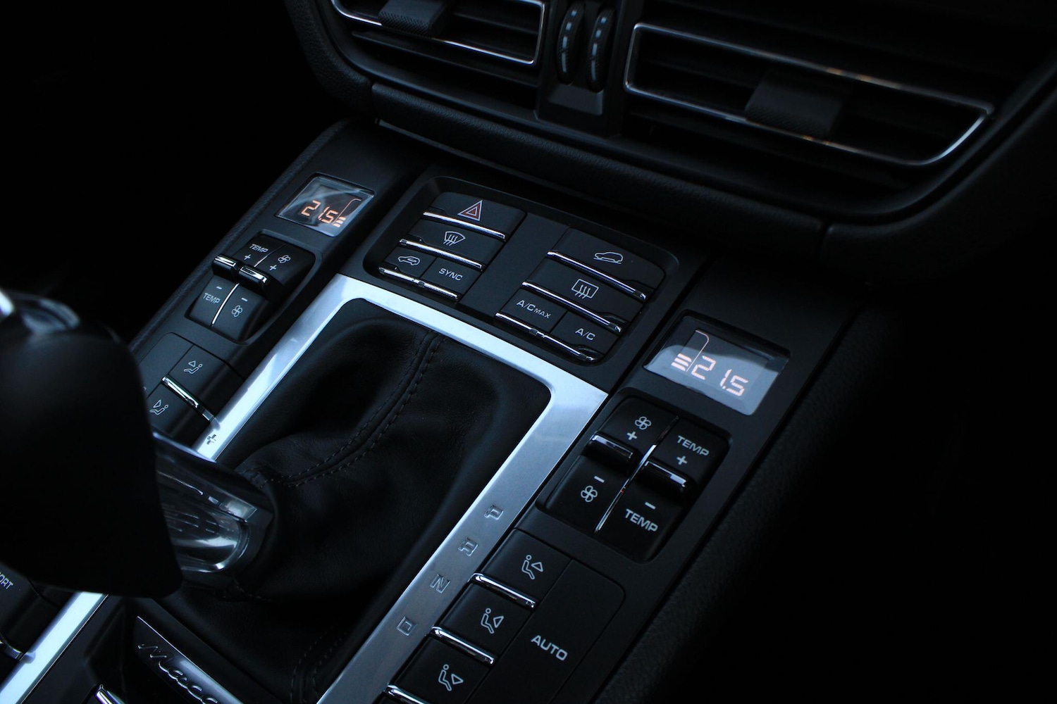 Used Porsche Macan 2020 for sale - 77091851: Photo 21