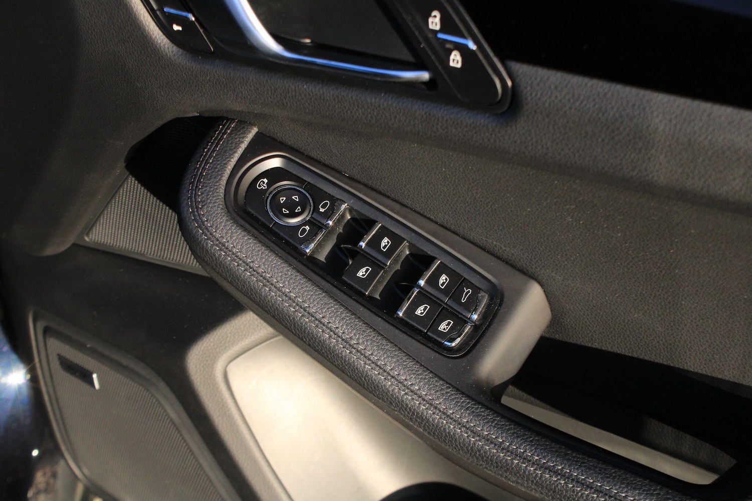 Used Porsche Macan 2020 for sale - 77091851: Photo 33