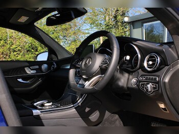 Used Mercedes-Benz GLC 2018 for sale - 78362741: Photo