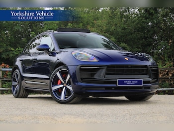 Used Porsche Macan 2023 for sale - 79247534: Photo