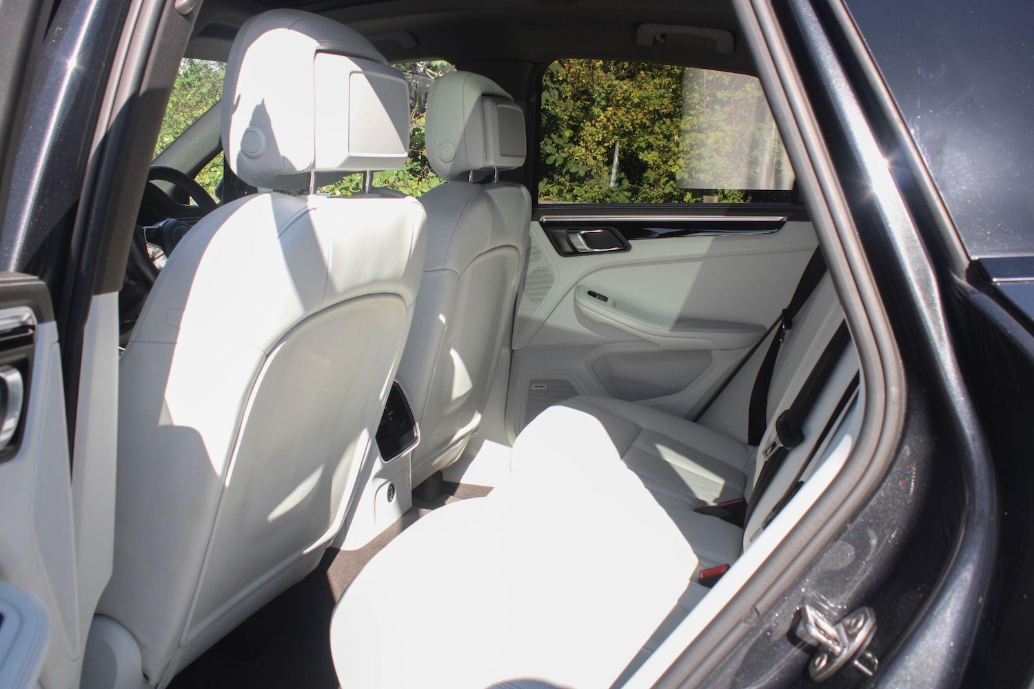 Used Porsche Macan 2018 for sale - 76989914: Photo 24