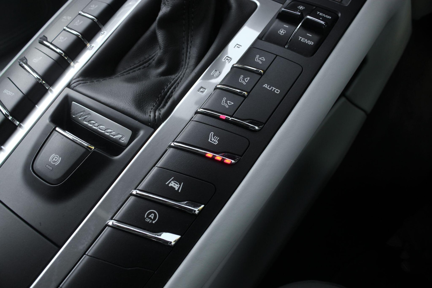 Used Porsche Macan 2018 for sale - 76989914: Photo 26