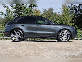 Used Porsche Macan 2018 for sale - 76989914: Photo