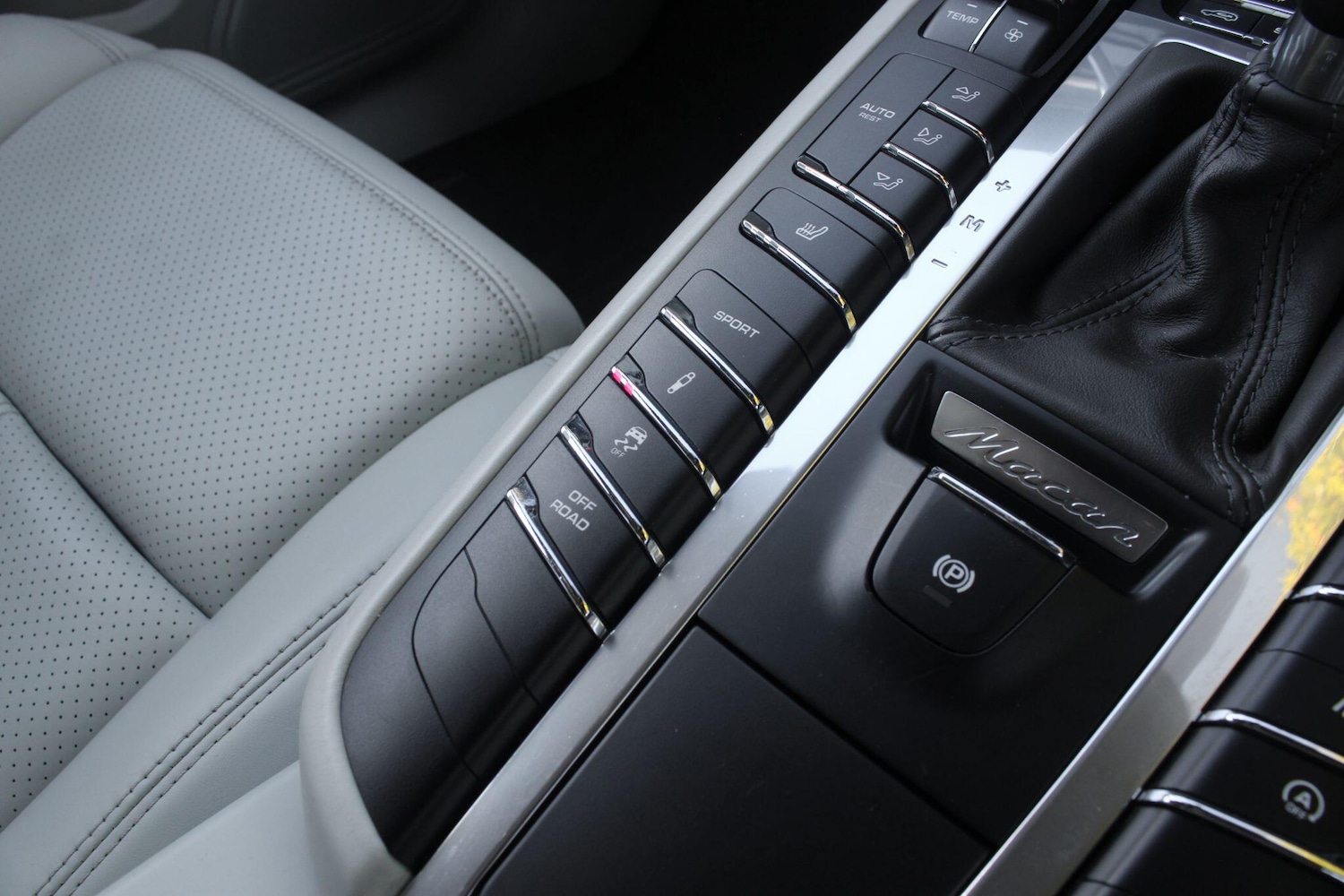 Used Porsche Macan 2018 for sale - 76989914: Photo 33