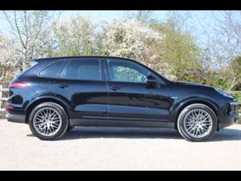Used Porsche Cayenne 2017 for sale - 74325114: Photo