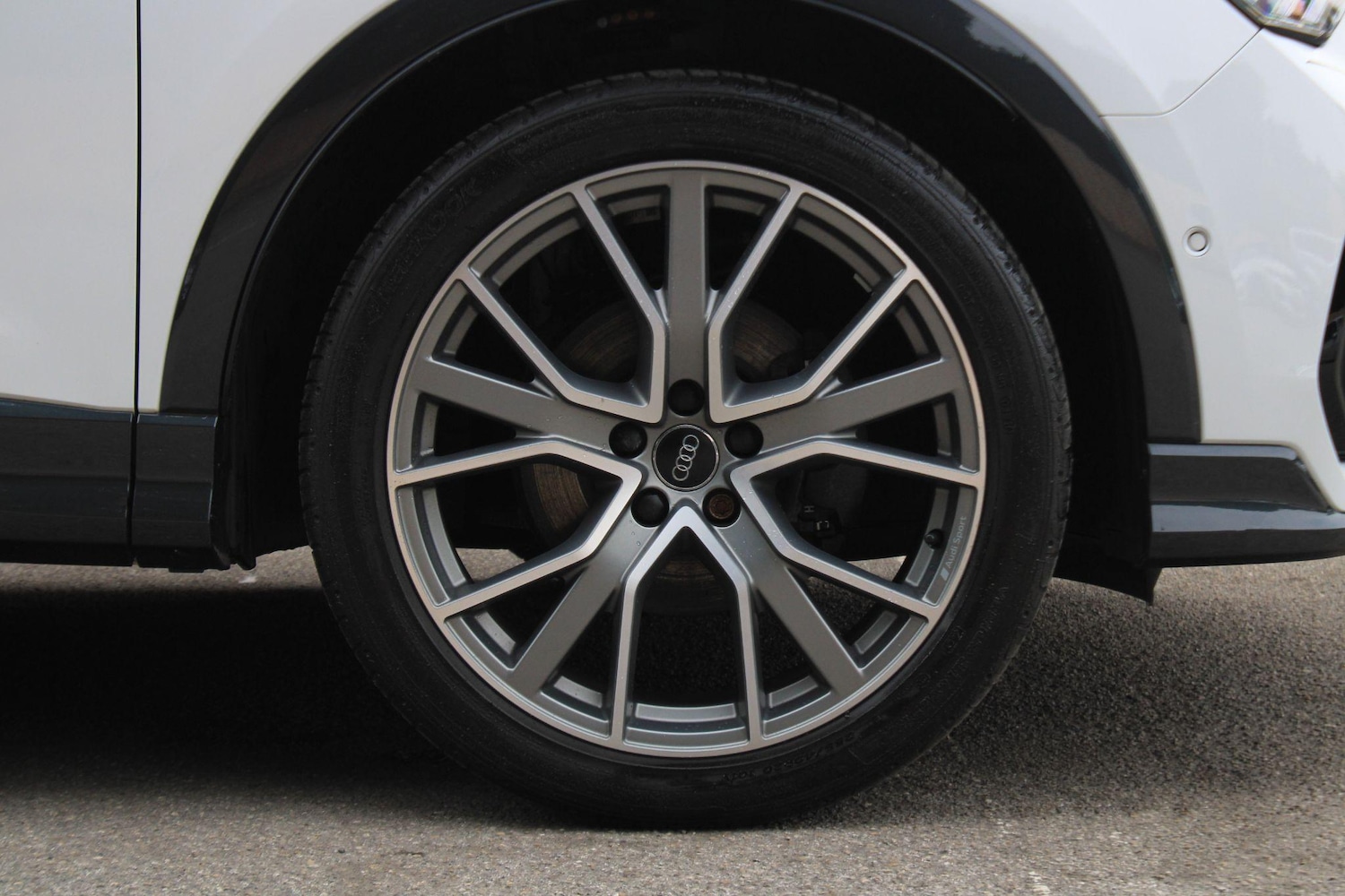 Used Audi Q3 2019 for sale - 76975702: Photo 16