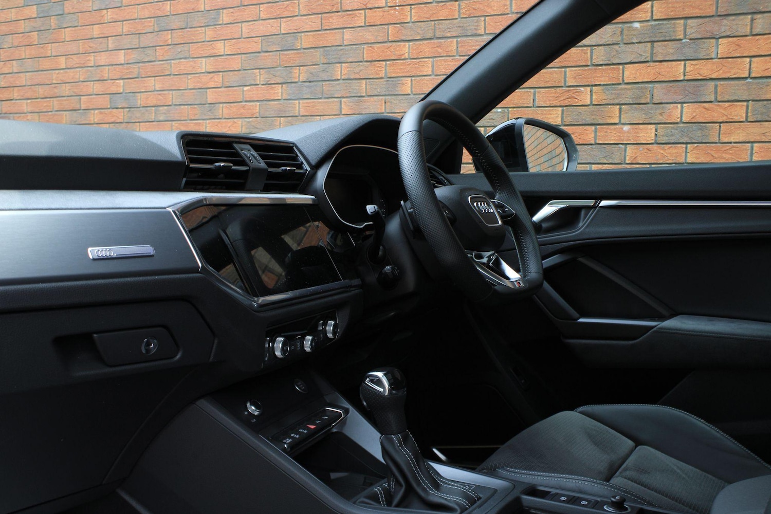 Used Audi Q3 2019 for sale - 76975702: Photo 21