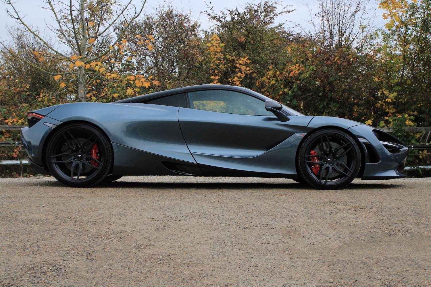 Used McLaren 720S 2018 for sale - 76499435: Photo 2