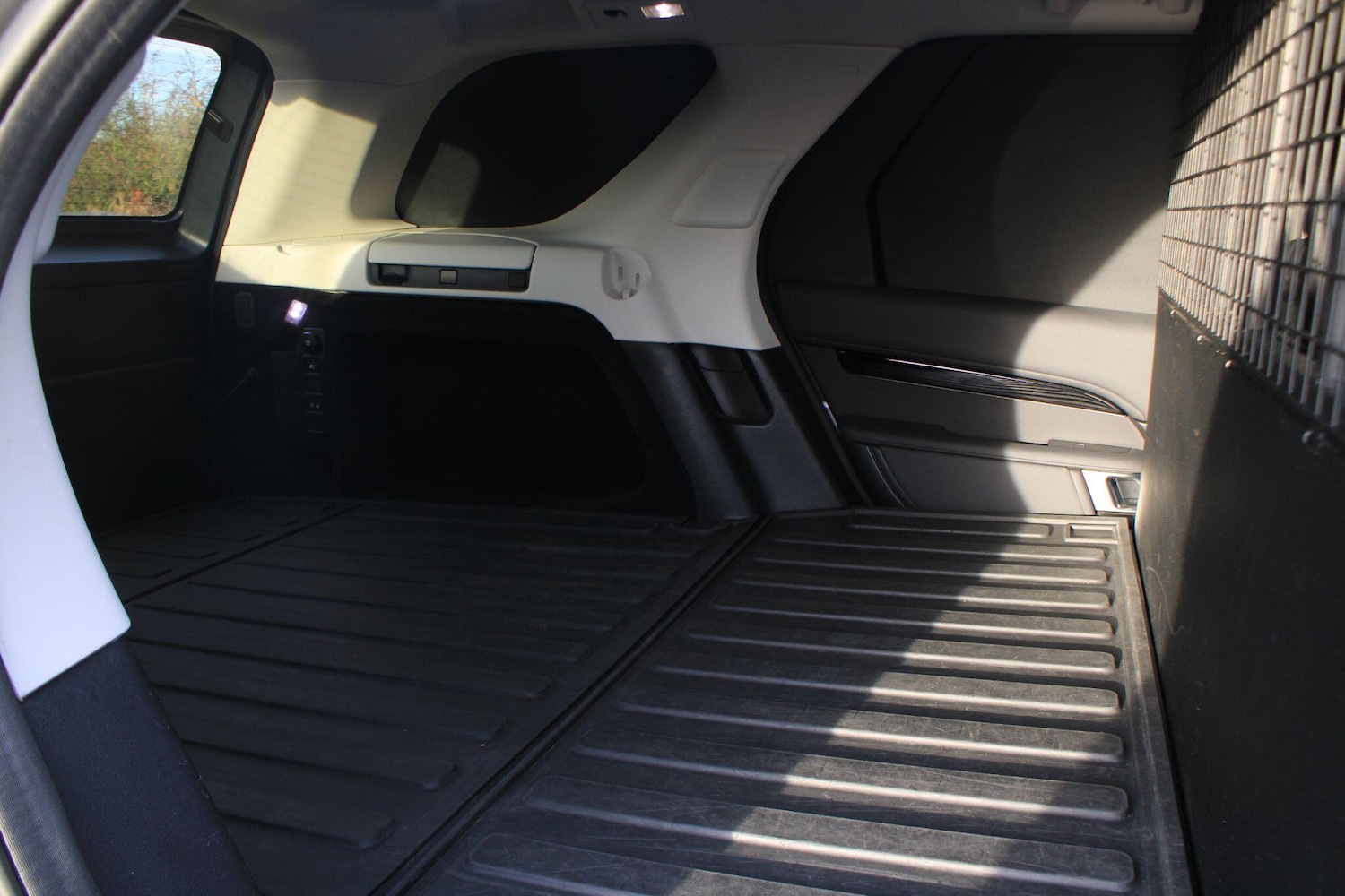 Used Land Rover Discovery 2020 for sale - 76964856: Photo 11