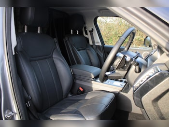 Used Land Rover Discovery 2020 for sale - 76964856: Photo