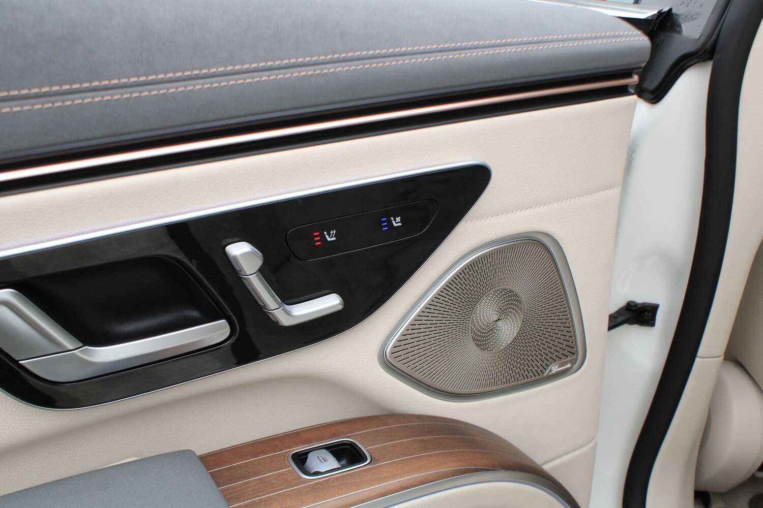 Used Mercedes-Benz EQS 2022 for sale - 78047575: Photo 35