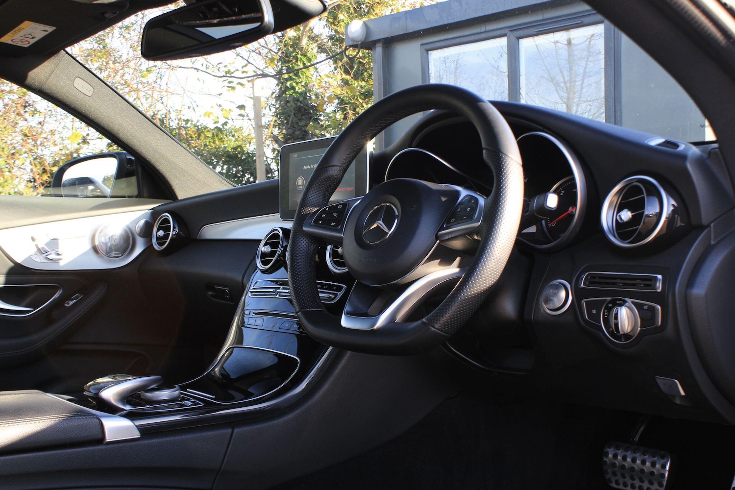 Used Mercedes-Benz C Class 2016 for sale - 76657532: Photo 5