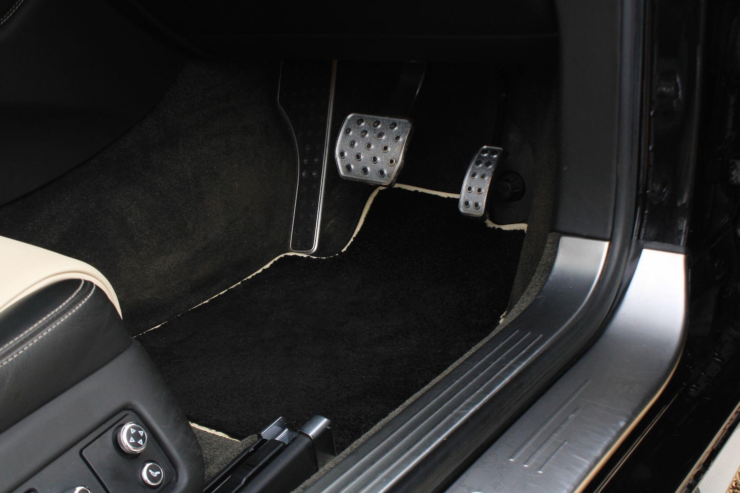 Used Bentley Continental 2013 for sale - 77305856: Photo 38