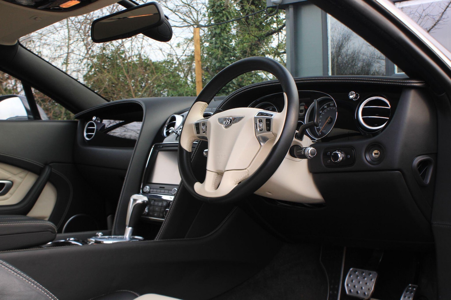 Used Bentley Continental 2013 for sale - 77305856: Photo 4