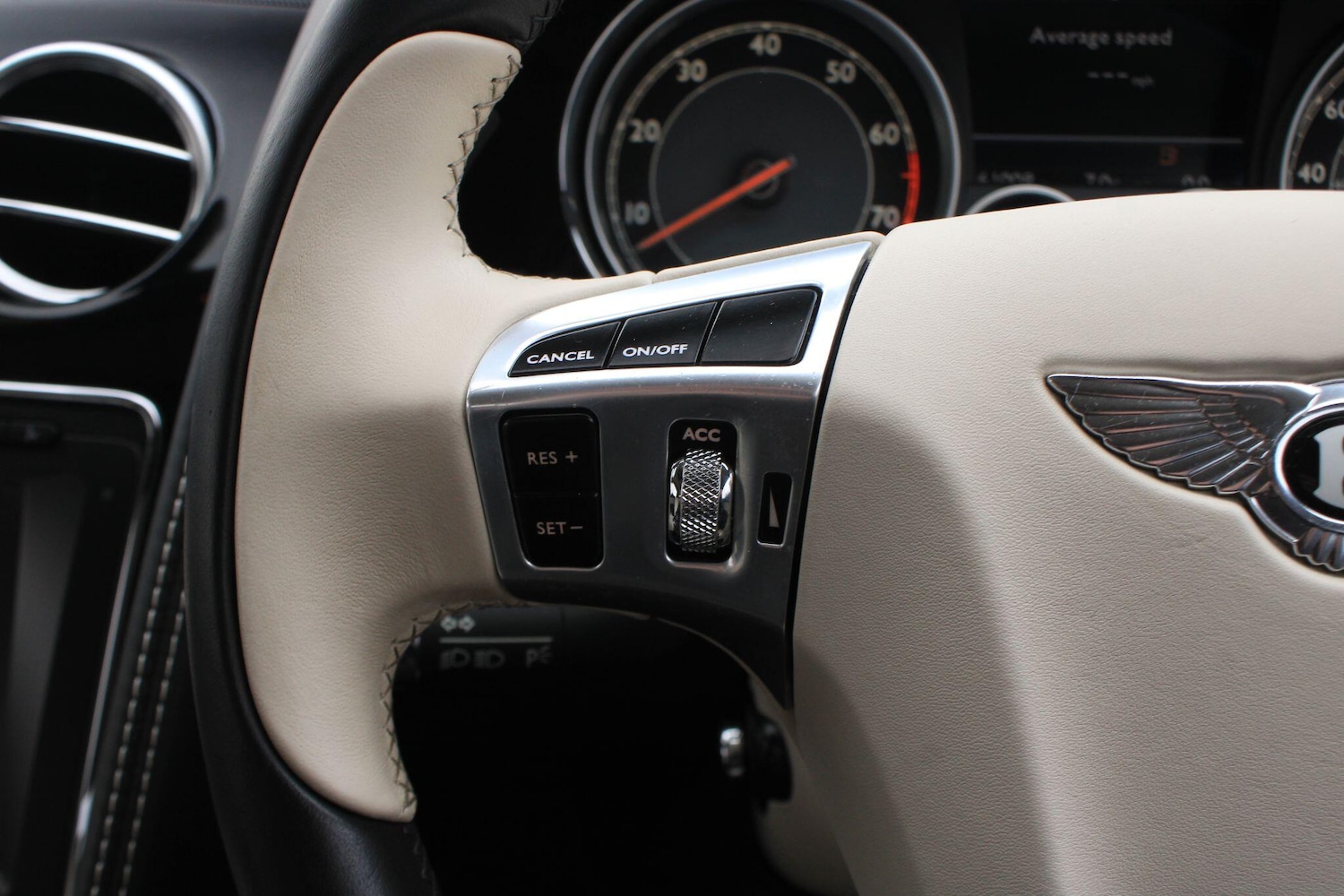 Used Bentley Continental 2013 for sale - 77305856: Photo 7