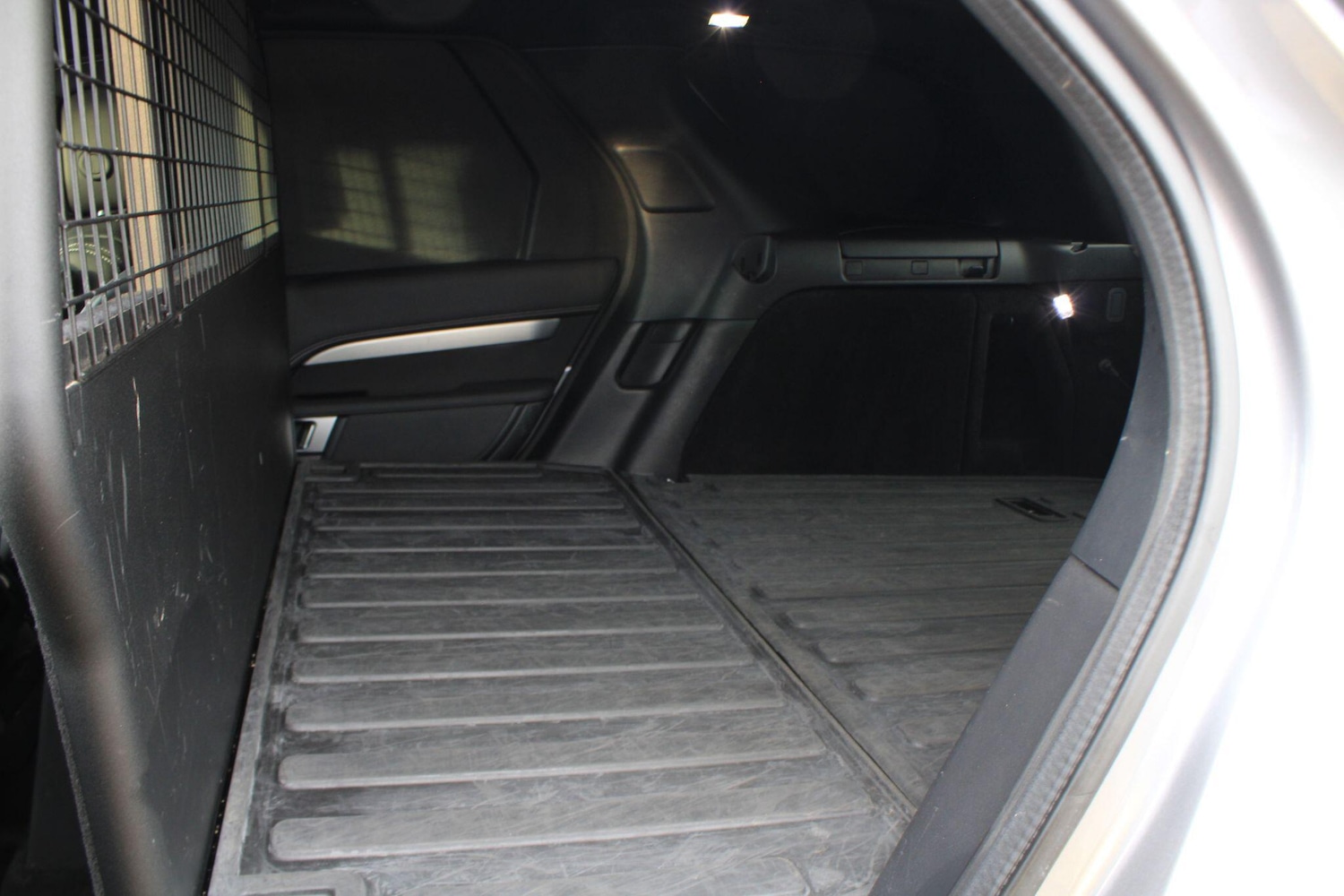 Used Land Rover Discovery 2023 for sale - 76715096: Photo 12