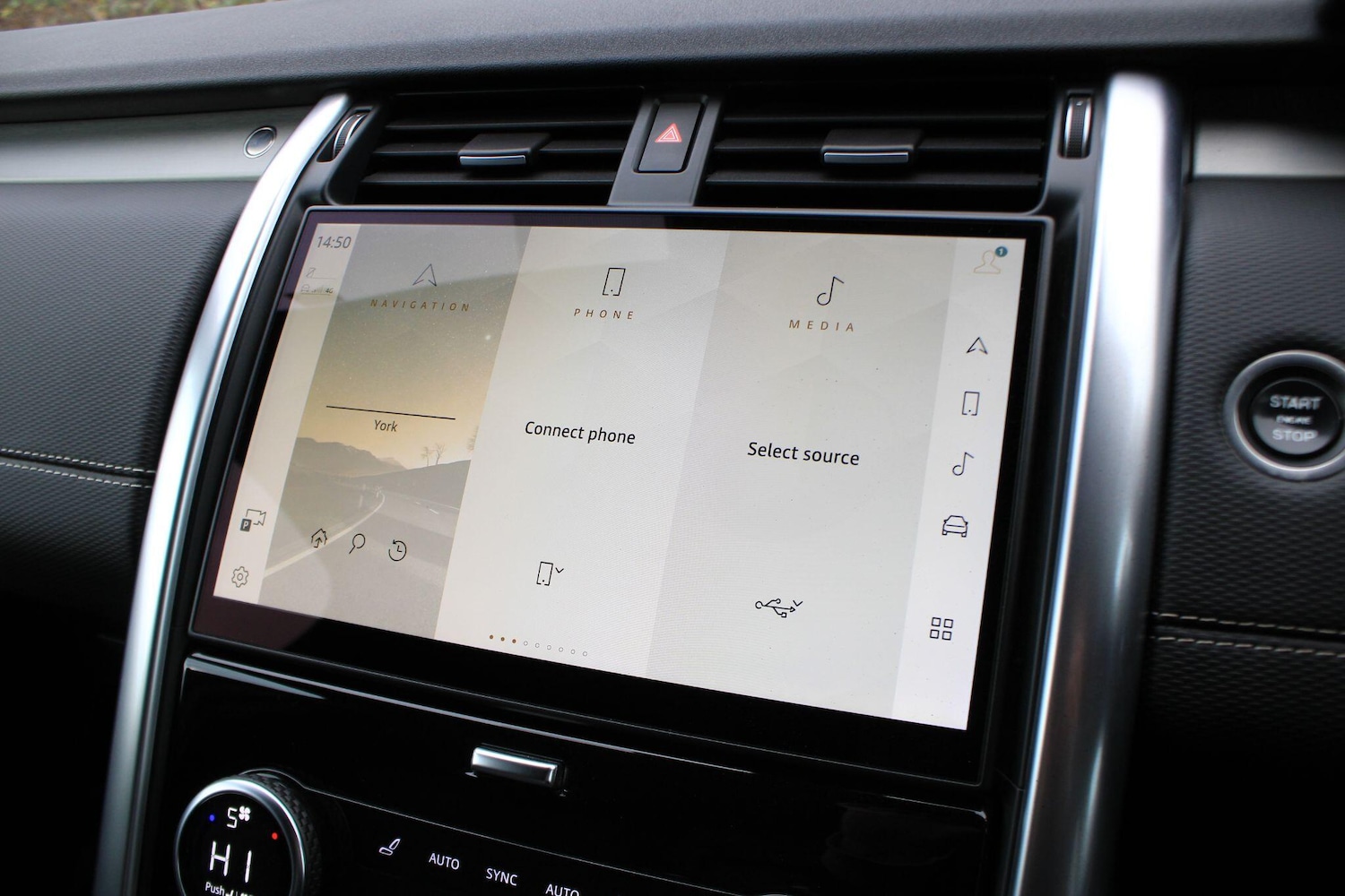 Used Land Rover Discovery 2023 for sale - 76715096: Photo 24