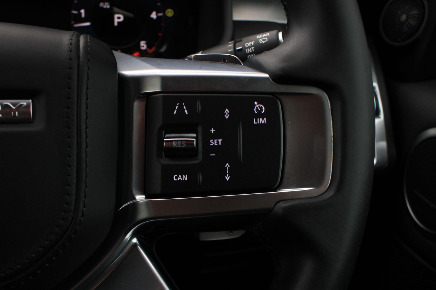 Used Land Rover Discovery 2023 for sale - 76715096: Photo 28