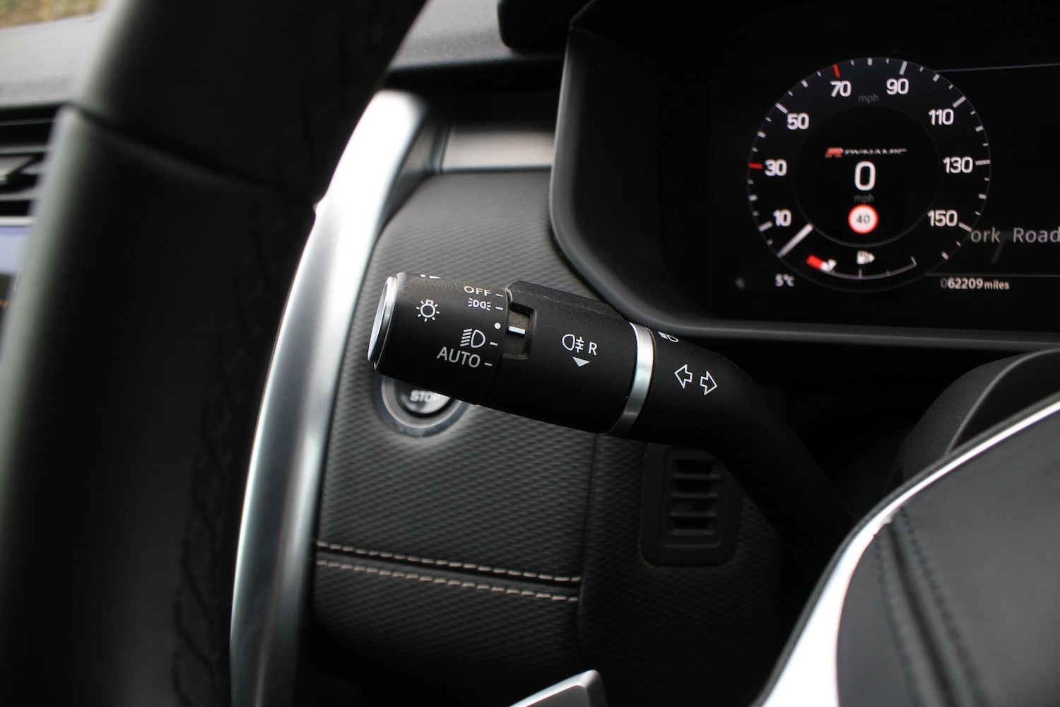 Used Land Rover Discovery 2023 for sale - 76715096: Photo 33