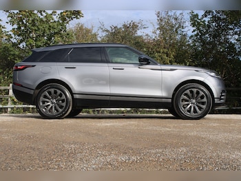 Used Land Rover Range Rover Velar 2023 for sale - 76989675: Photo