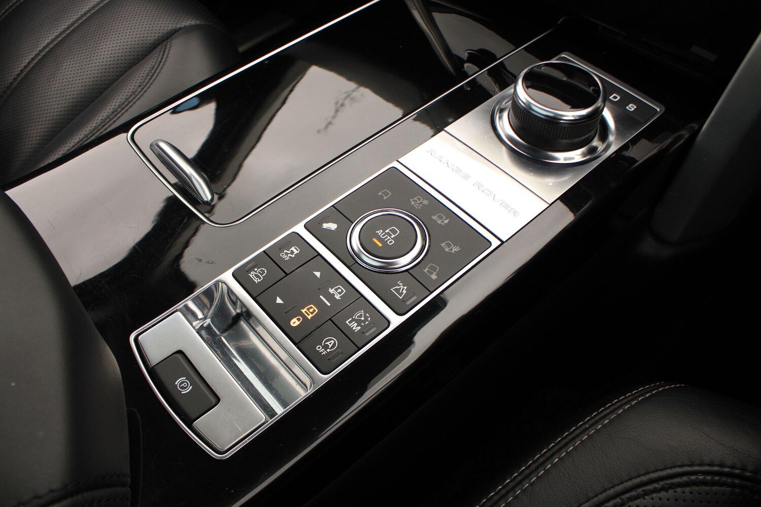 Used Land Rover Range Rover 2017 for sale - 77550637: Photo 37