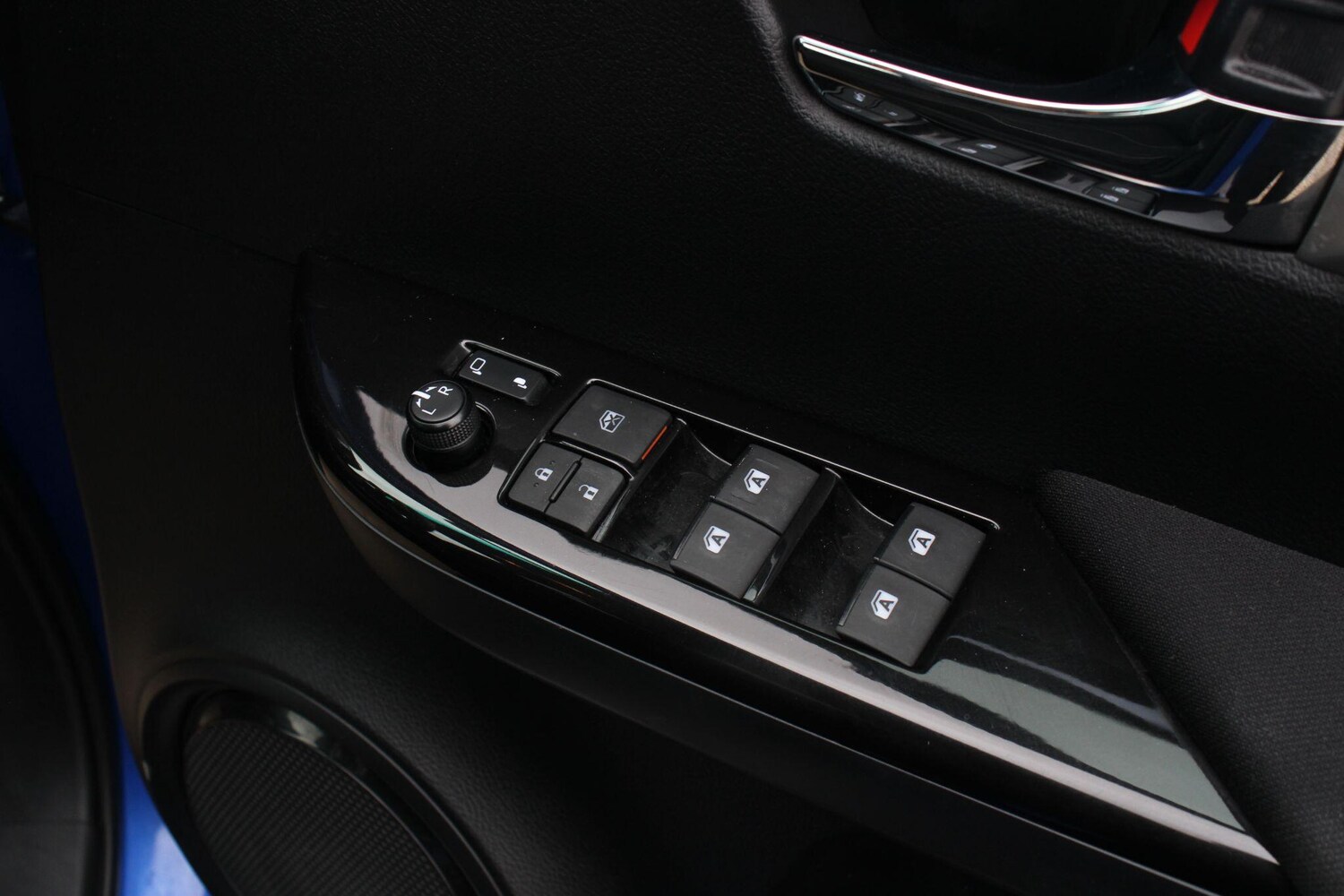 Used Toyota Hilux 2021 for sale - 76238909: Photo 33